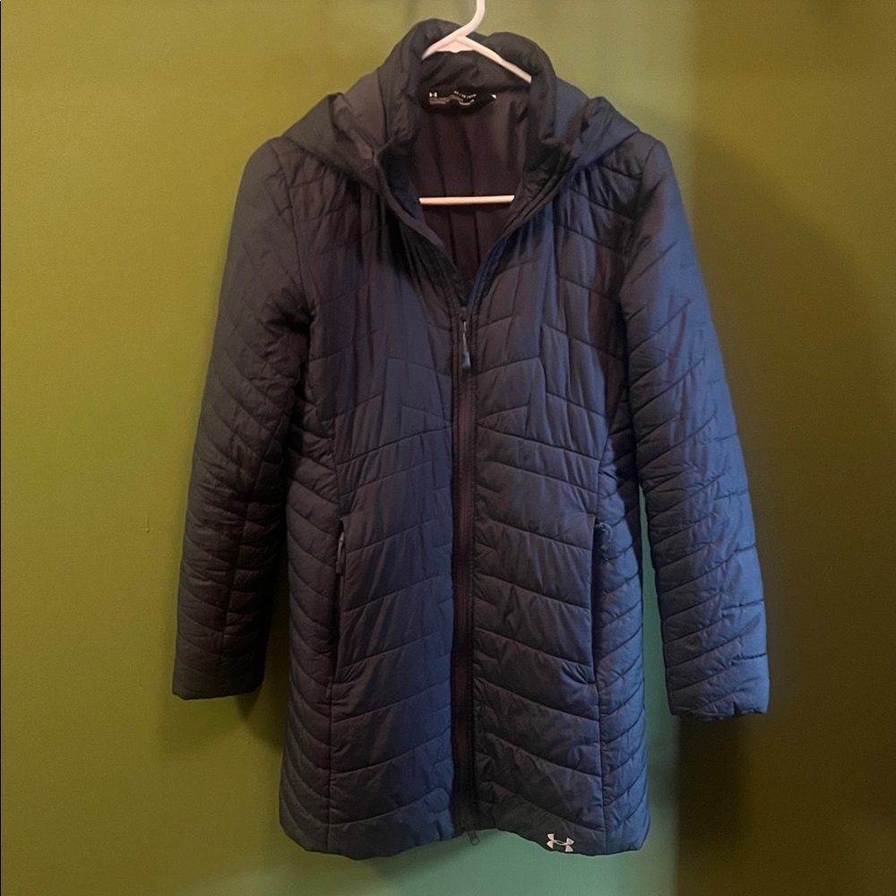 Under Armour Women's Navy Quilted Puffer coat